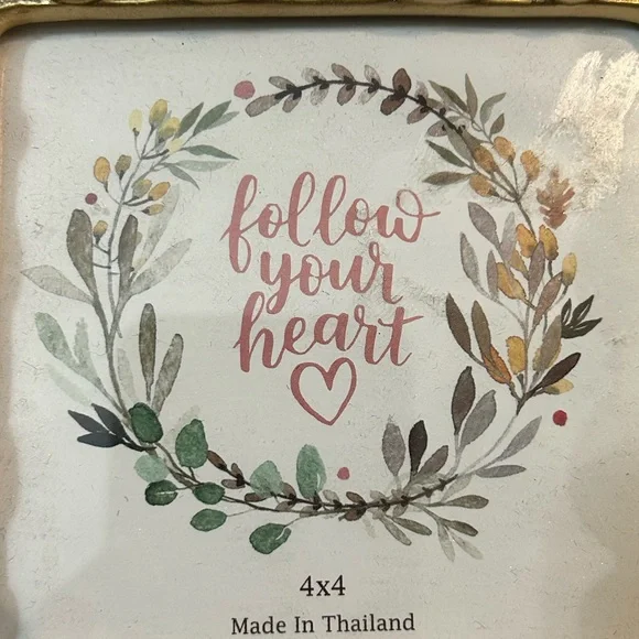 Elegant  Antique Gold Ornate Metal Picture Frames with easel stand
3 piece set - Picture 7 of 7